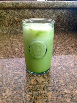 YUMMY GREEN GODDESS SMOOTHIE